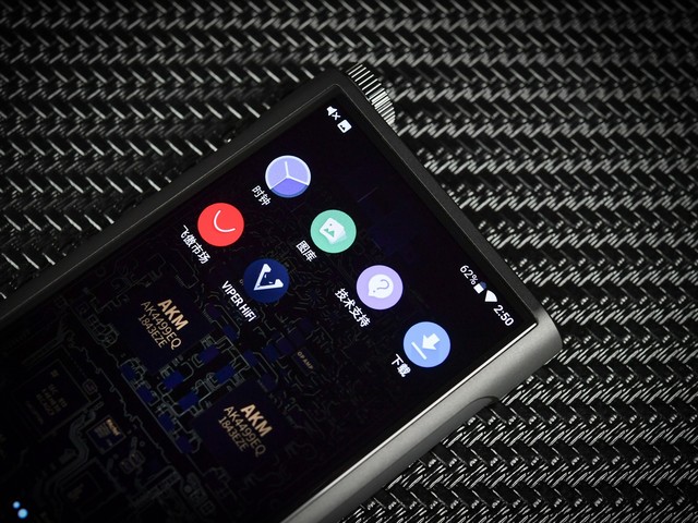 售价8998元的无损音乐*放播**器飞傲M15详细测评