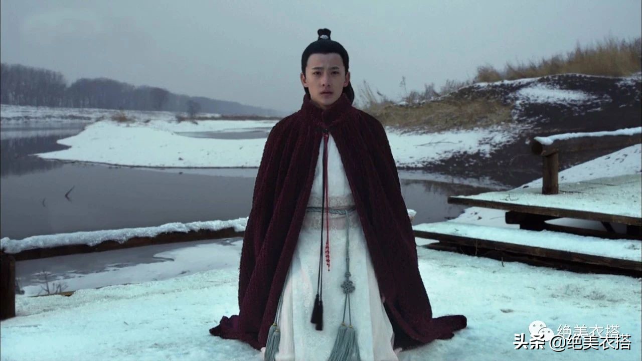 冬季洋气斗篷长款,秋冬披肩斗篷穿搭