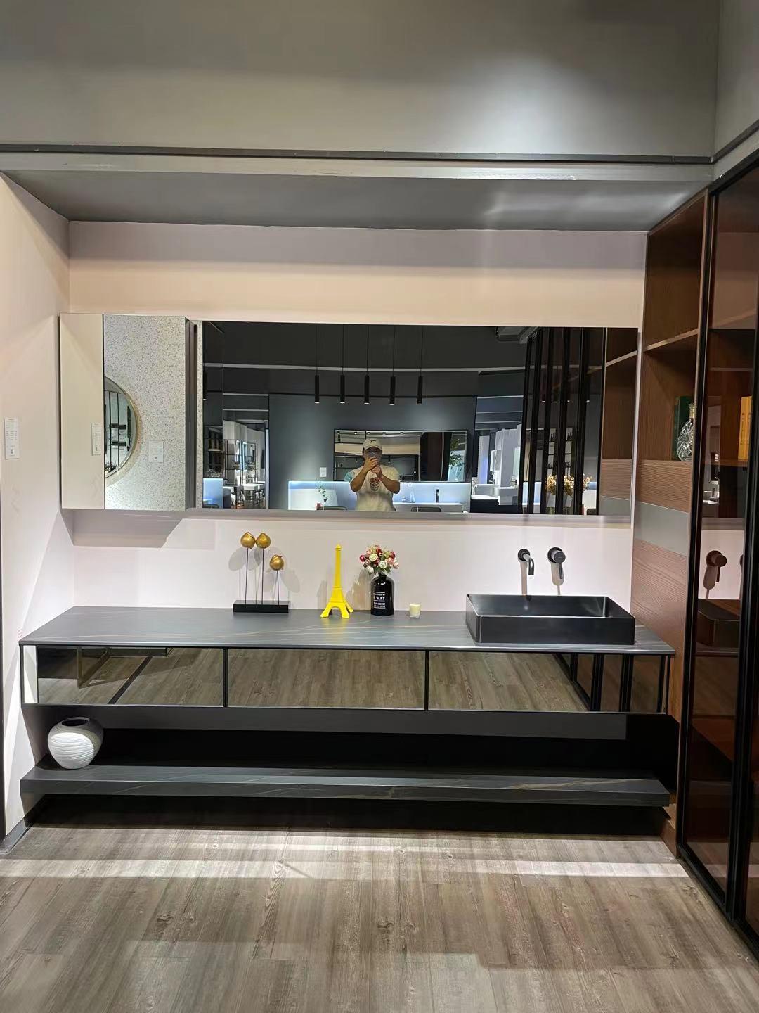 选浴室柜的注意事项,选浴室柜应该怎么选