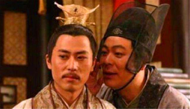 他在白天是太监,晚上是*兽禽**,一晚祸害五十宫女