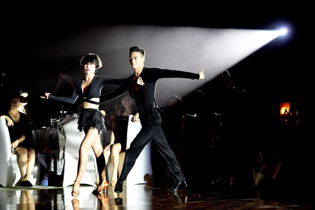 跳舞没有舞感怎么办如何提升舞感,怎么才能让自己跳舞的节奏感更强