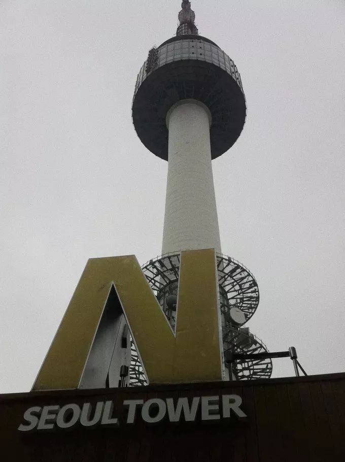 济州岛到首尔炸鸡啤酒和派对