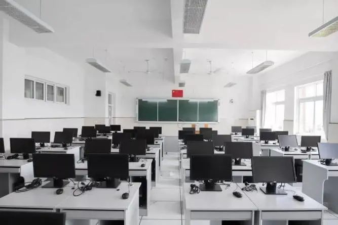 聚龙高中好吗,泉州聚龙学校高中正规吗