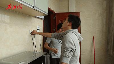 现场发现有人触电应如何处理,发现有人触电倒地正确处理