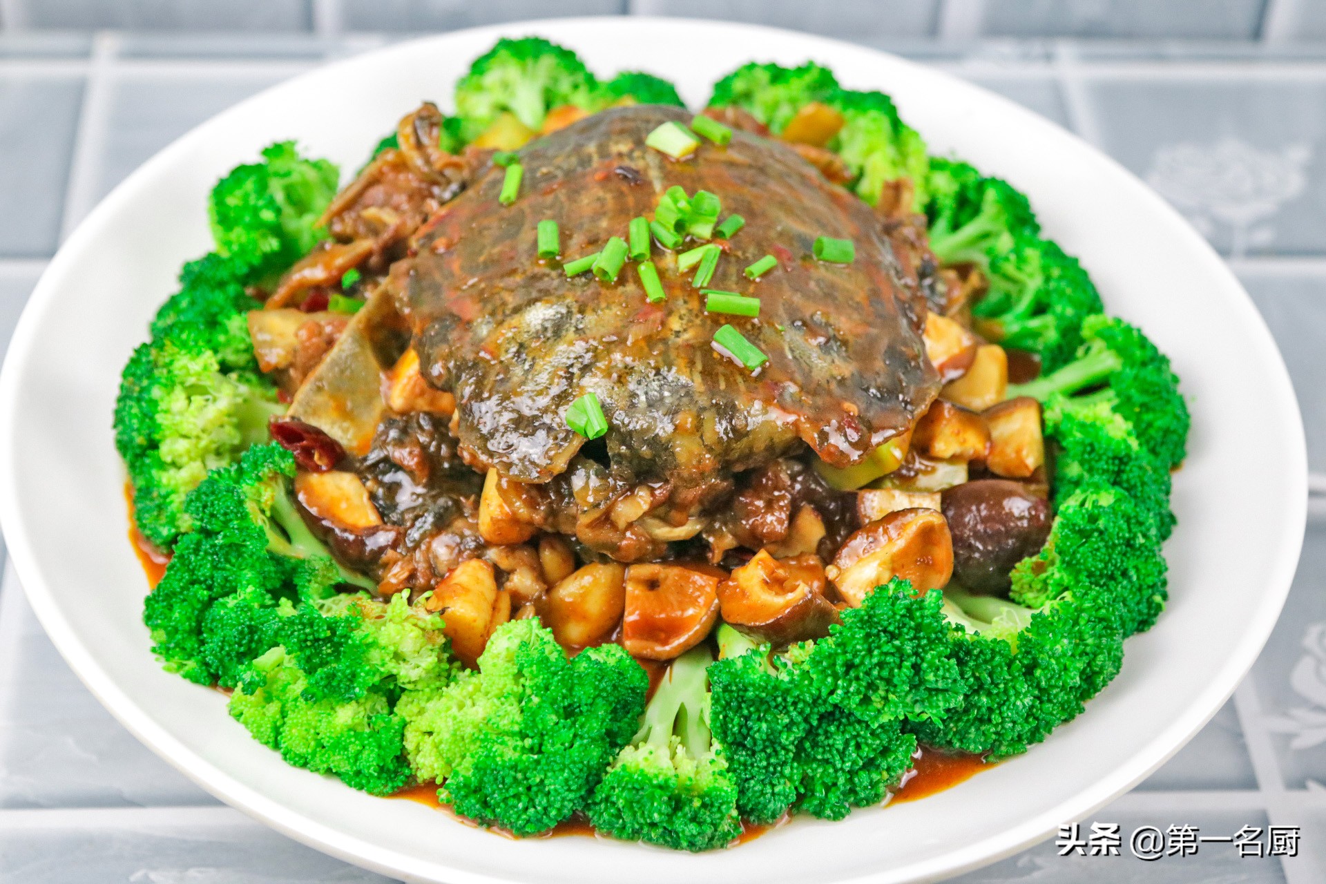 甲鱼怎么做好吃营养又简单,甲鱼怎么做才好吃又简单