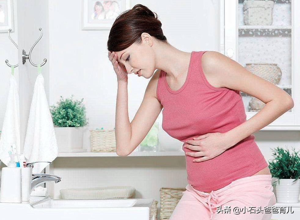 孕三个月小腹有下坠感怎么回事,孕六个月小腹有下坠感是怎么回事