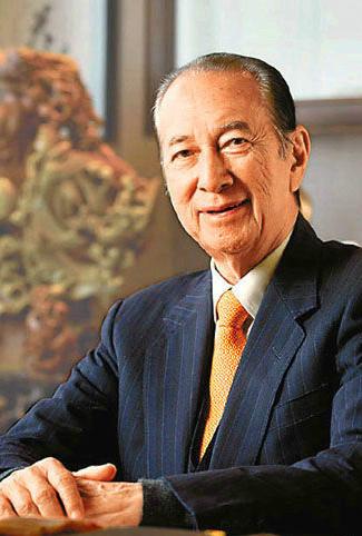 何鸿燊的传奇情史,和5个女人纠缠79年之久,风流半生却无一真爱