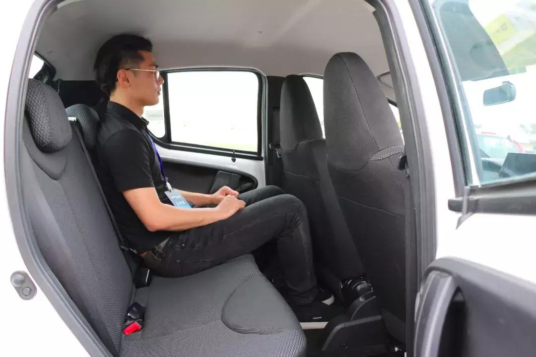 纯电家用买菜车,纯电车下赛道