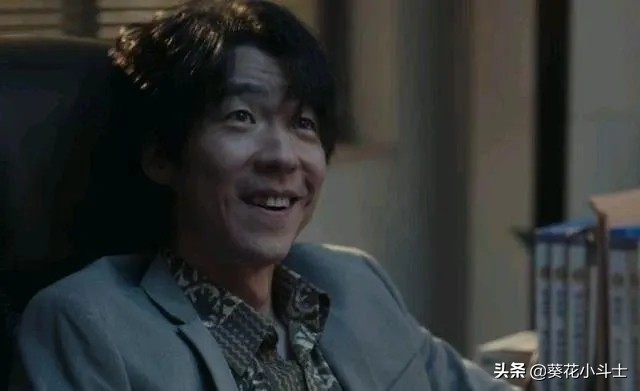 《扫黑风暴》比徐英子还可怜的女生，是那个深谙夜场规则的思思