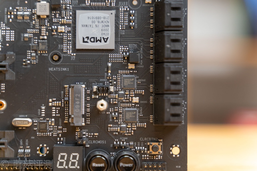 技嘉b550大雕主板评测,华擎x570太极雷蛇怎么样