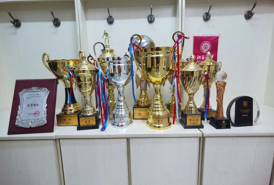 足球队员巡礼,北大男足足球队