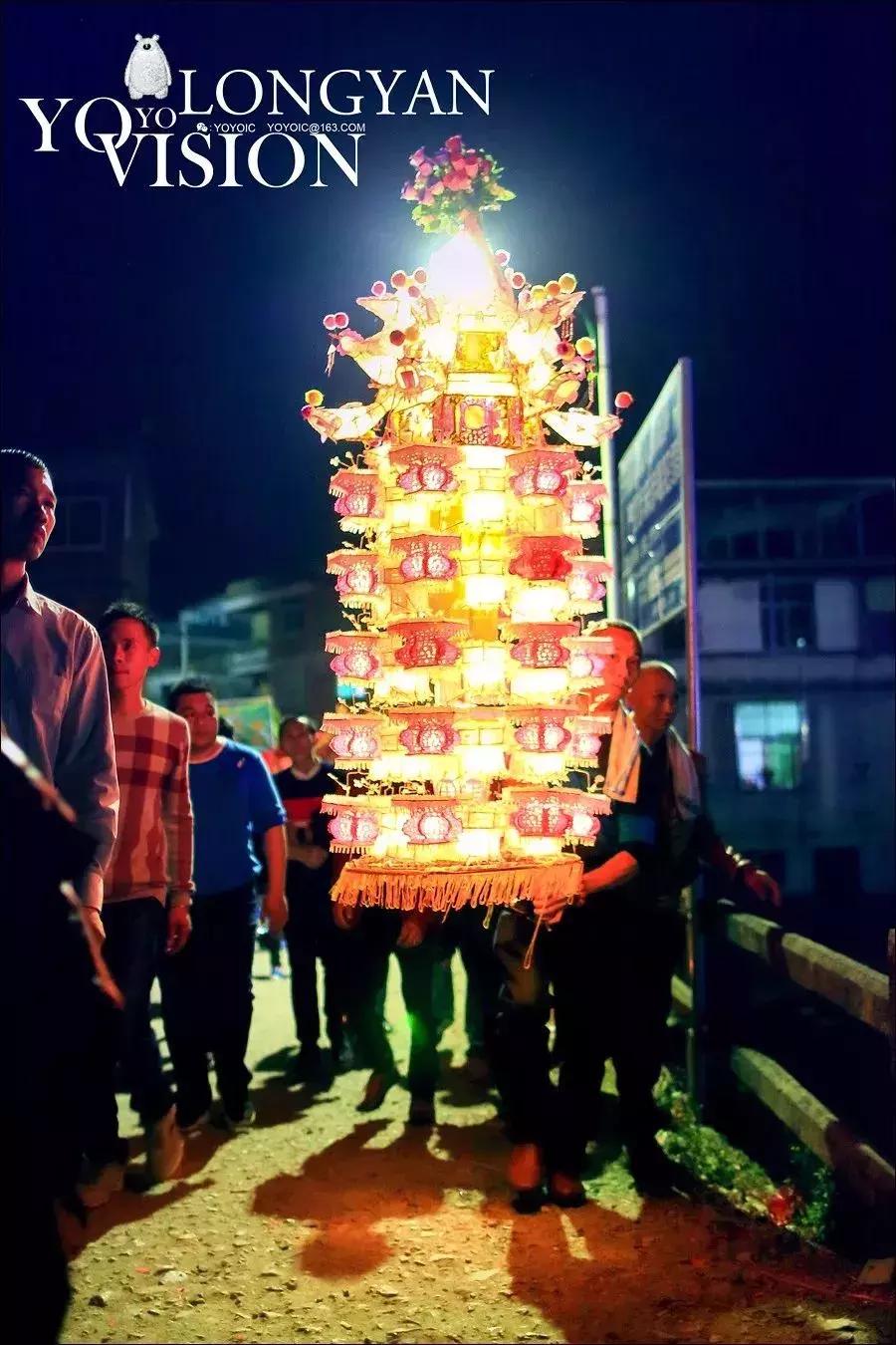 前年我有个朋友说去连城过年,到现在还没有回来