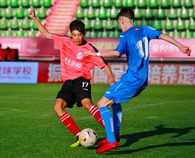 全华班可期待恒大青训,恒大青训马德里视频