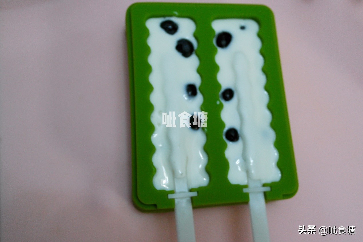 自制简单好吃小冰棍,在家自制绿豆冰棍冰凉爽口美味