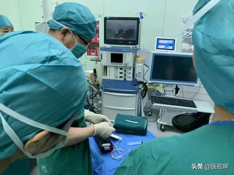 麦粒肿要去医院吗,得了麦粒肿要去学校吗