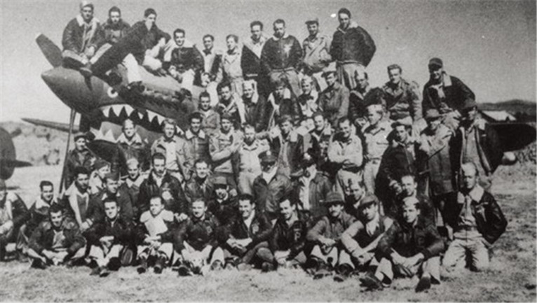 1946年叶挺魂断黑茶山，空难真相是何？周恩来：肯定有人做了手脚