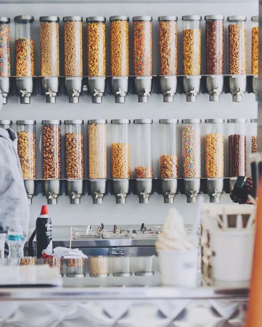 买得贵不如穿得对，「潮流联名王」KITH谁穿谁美