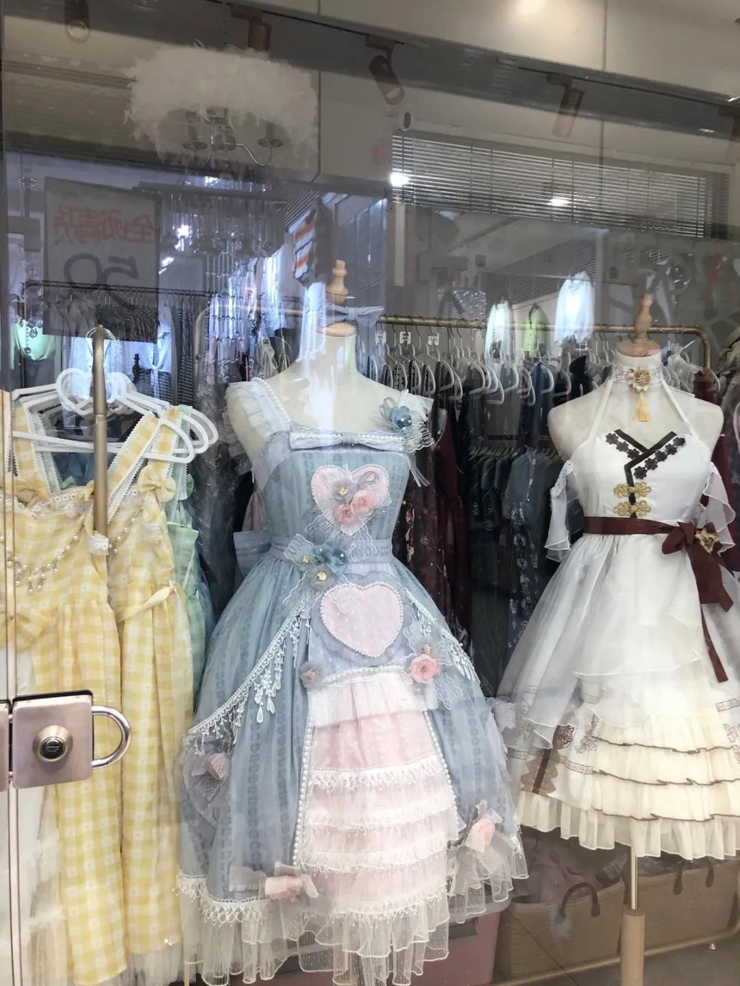 杭州洛丽塔jk汉服三坑实体店,西安汉服探店汉棠汉服