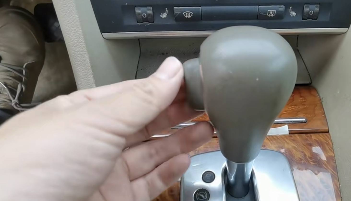 1万买奥迪a4,1万多全款买奥迪a4真的吗