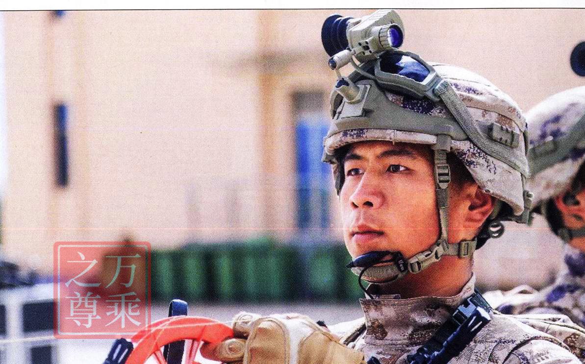 第四代单兵夜视镜,中国1代单兵夜视眼镜