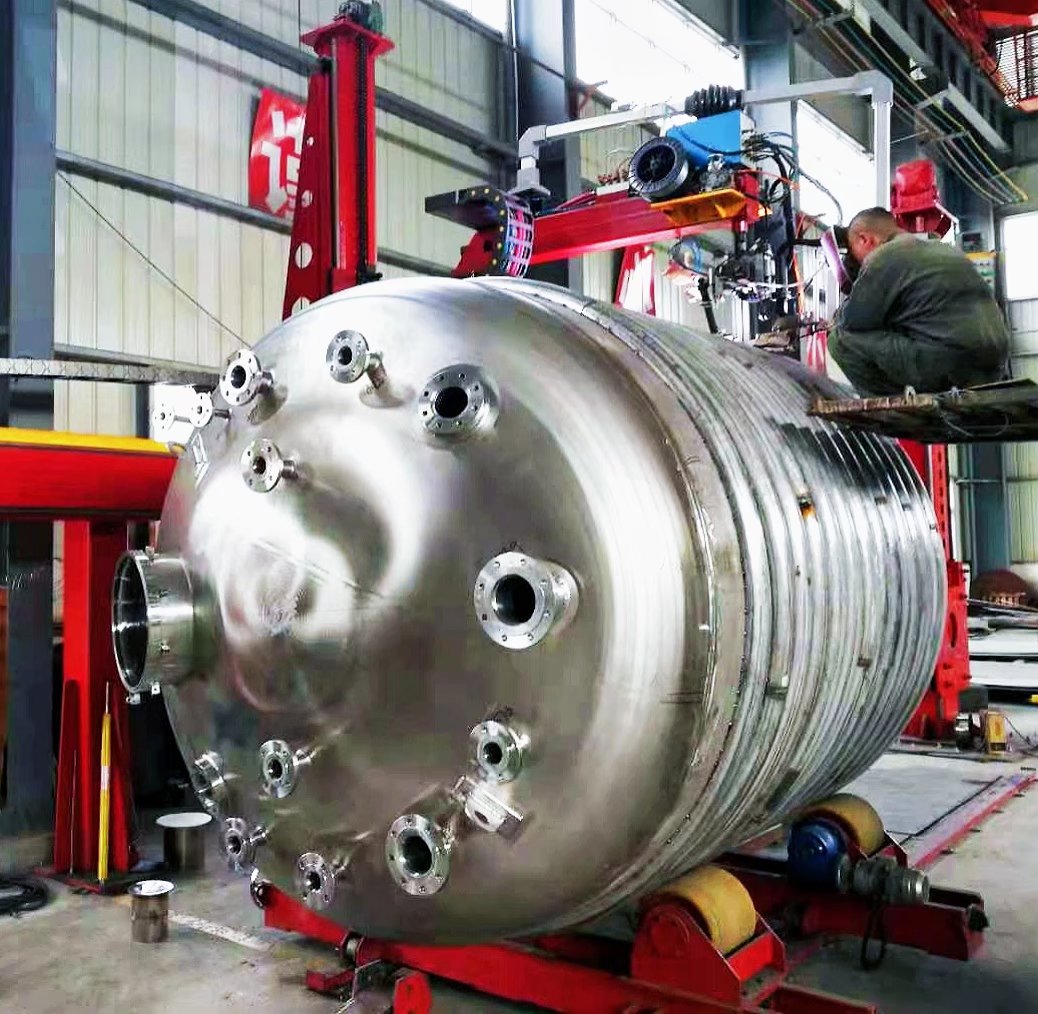 制药机械行业的佼佼者—访九江东盛机械制造有限公司总经理殷秀艺