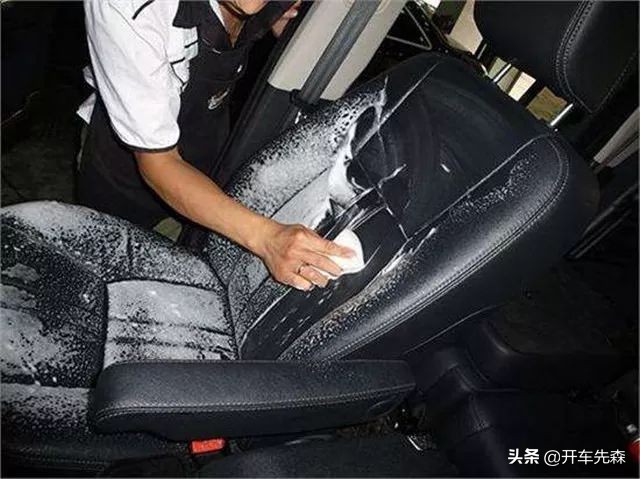 汽车内饰用什么擦灰尘好,车内用毛巾擦拭可以去除甲醛吗