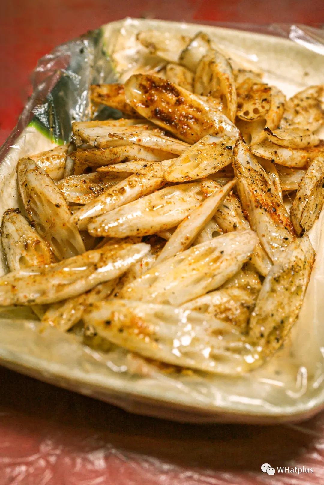 只有一张桌子的烧烤,只有3张桌子的川菜馆