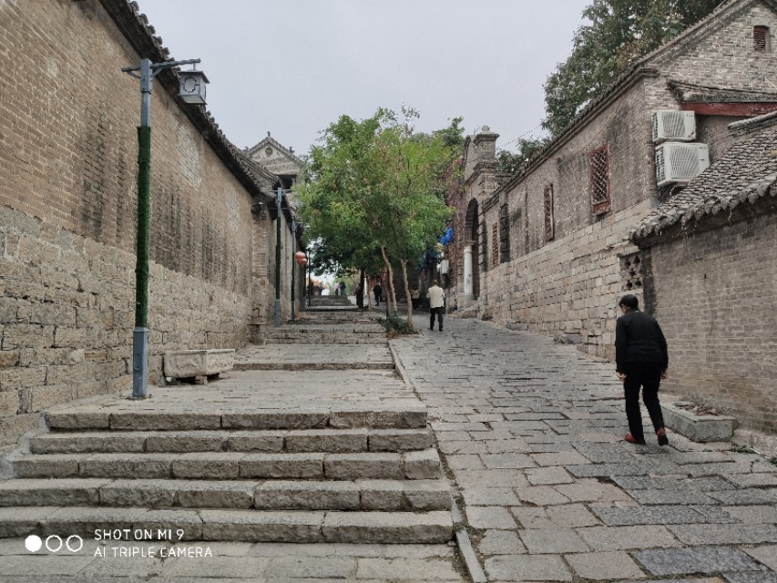 寰愬窞鎴烽儴灞变即浜戜涵鍥剧墖,寰愬窞鎴烽儴灞辨皯灞呭缓绛戠兢