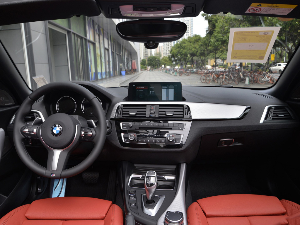 最新款宝马4座硬顶敞篷车报价,十万左右的宝马四座硬顶敞篷车