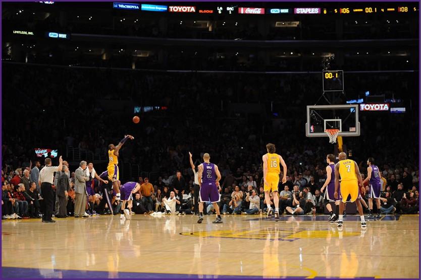 回顾科比的荣耀时刻,篮球巨星科比纪念视频