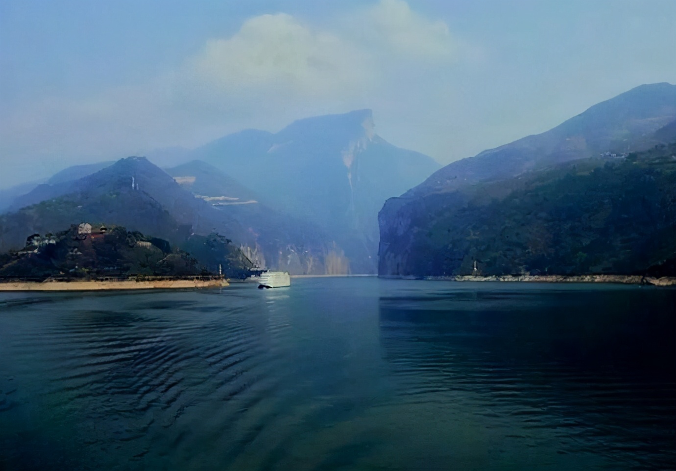 豪华游轮游三峡船票包括哪些内容,宜昌三峡两坝一峡豪华游轮船票