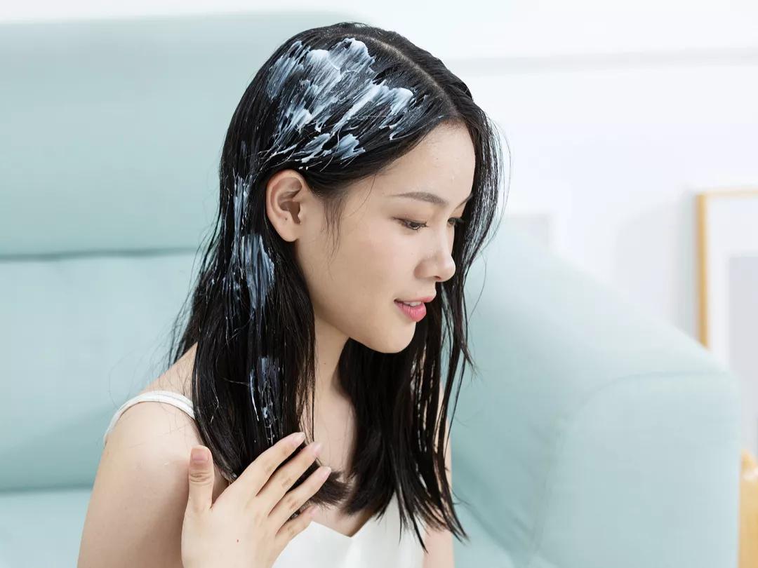 发膜简直枯发救星,懒人必备的一款发膜