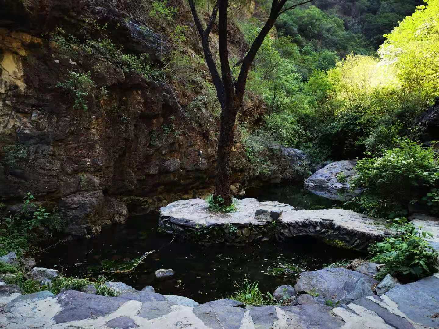 打卡北京双龙峡风景区，十里溪流百潭瀑布，北方小九寨名不虚传