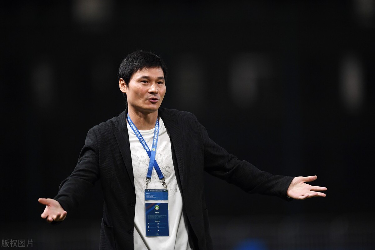 做解说真的能赚钱吗,做体育解说员赚钱吗