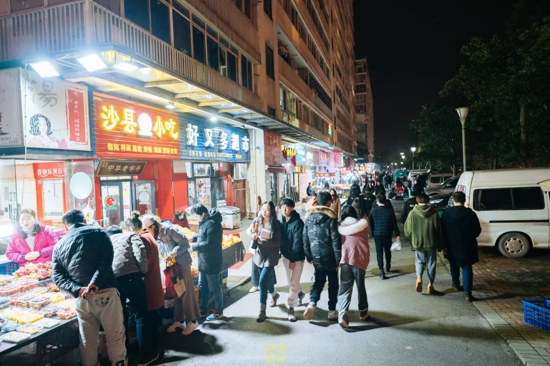 自从藏龙岛有了南延线，我就再没羡慕过别人家的学校！