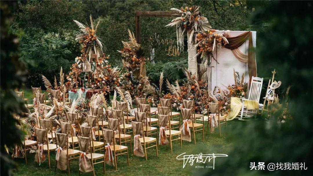 极简西式婚礼户外布置,法式复古婚礼户外效果