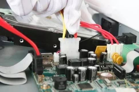 机械硬盘安装教程接线,主机硬盘接线安装教程图解