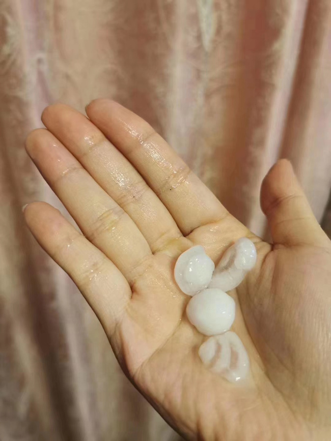 重庆遇雷电大风冰雹侵袭,昨天重庆下冰雹是真的吗