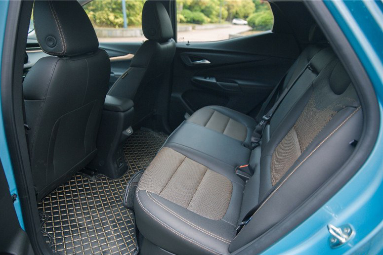 微蓝7纯电车主真实吐槽,微蓝车主评价