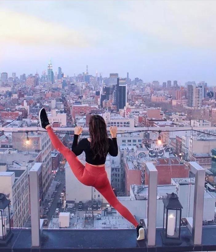 练瑜伽的最佳时间是什么年龄呢,练瑜伽应该多大年纪开始最合适