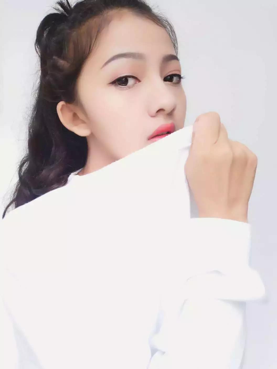 圣诞来袭|瑞拉偷偷告诉你立马脱单、拯救直男最有效的办法!