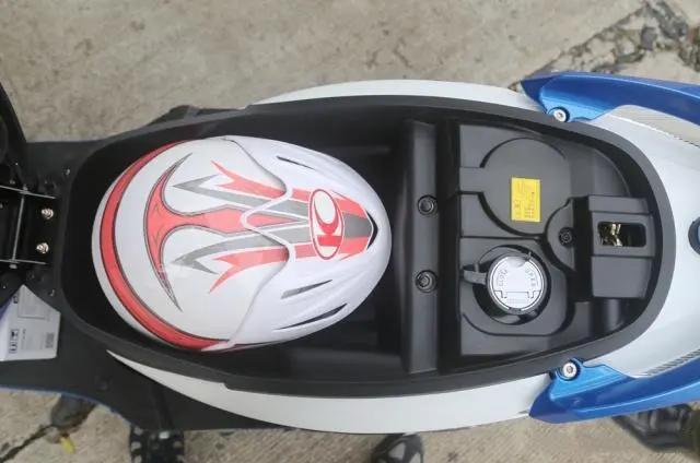 7000元以下配abs的125踏板摩托车,7-8000左右的125踏板摩托车