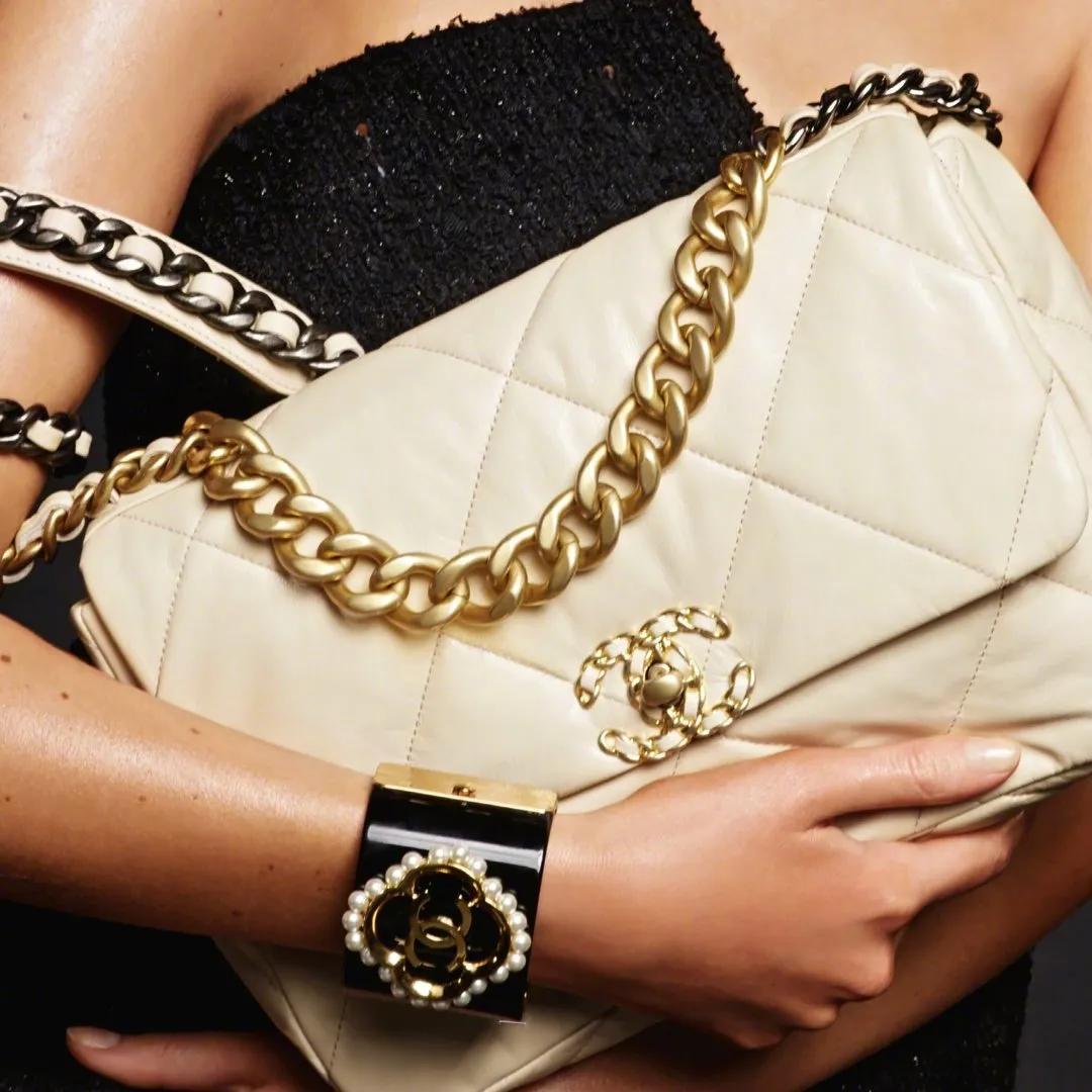 值得买的香奈儿,香奈儿最值得买的口红116