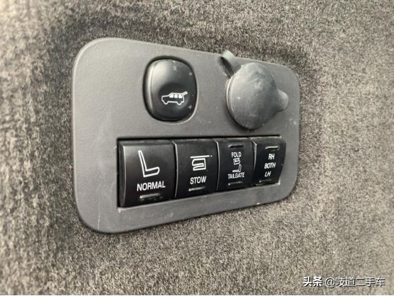 当年130万的美系车如今白菜价,奶爸可以没有奶但不能没有它