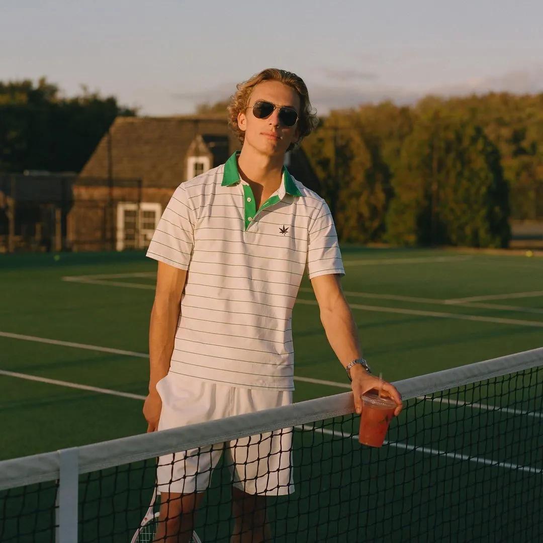 瑜伽服后面的球,瑜伽服后面蝴蝶结