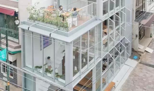 靠一碗粥火遍全网,靠一碗馄饨连开10家连锁店