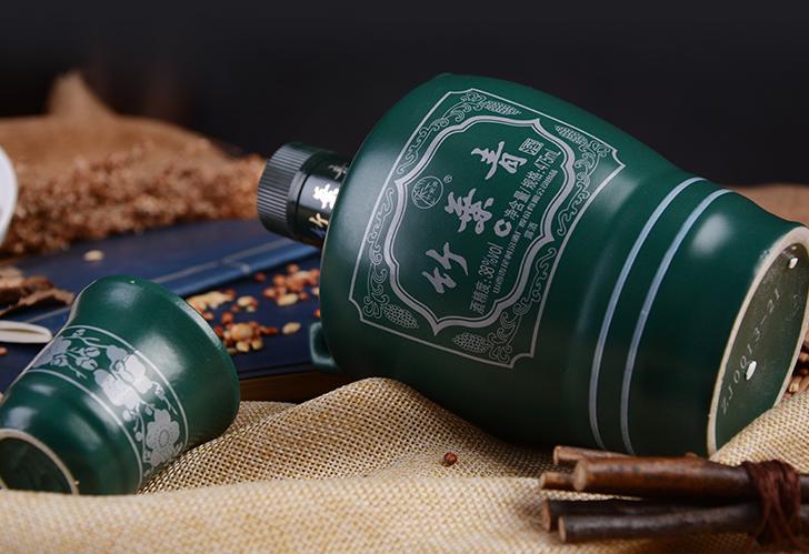 汾酒中的竹叶青酒:曾经的稀缺货,为何会被误认为饮料酒?