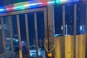 春运回家没进家门,返程高峰回不了小区怎么办