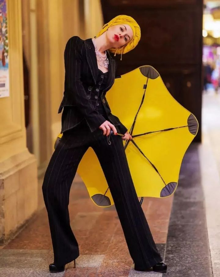 胶囊伞晴雨两用伞,高颜值透明长柄伞推荐