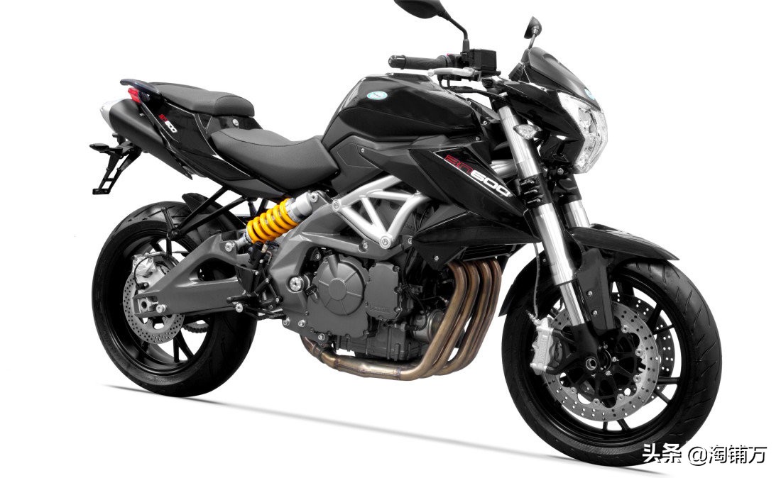 最廉价的四缸街车贝纳利黄龙600边吐槽边享受！香